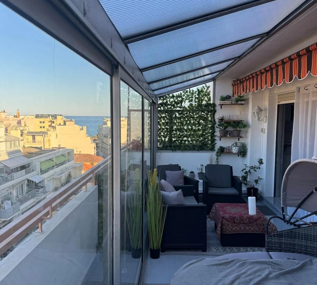 Апартаменты Top Floor With Sea View, Clim And Veranda Ницца Франция