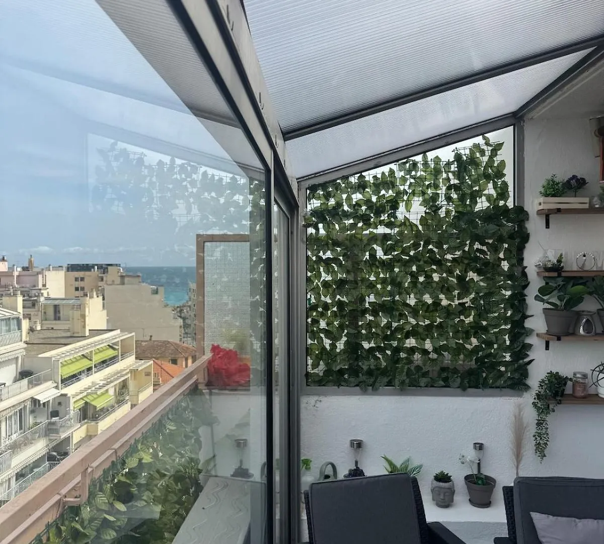 Top Floor With Sea View, Clim And Veranda Nice