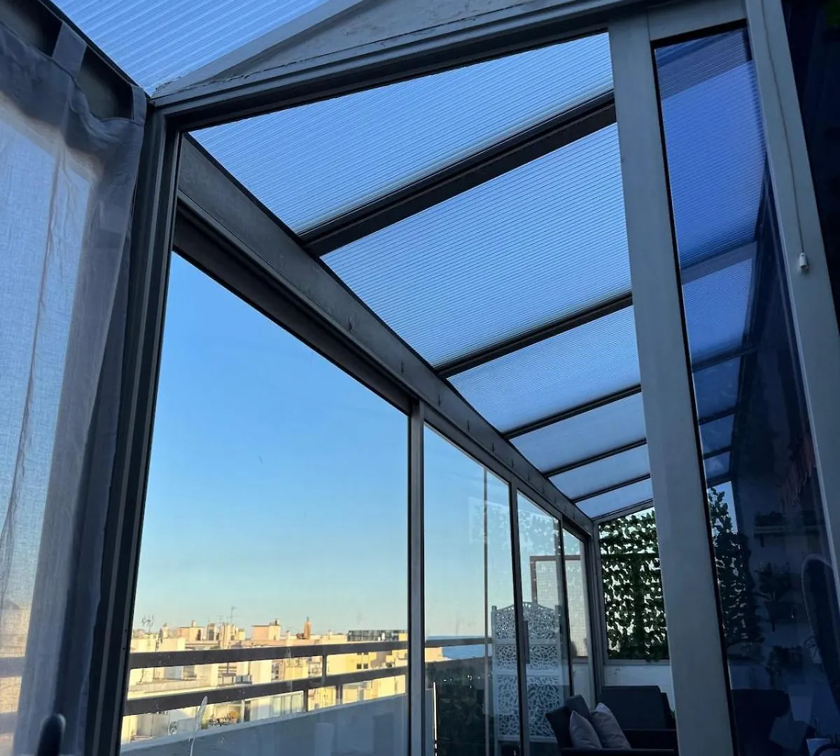 Apartment Top Floor With Sea View, Clim And Veranda Nice France