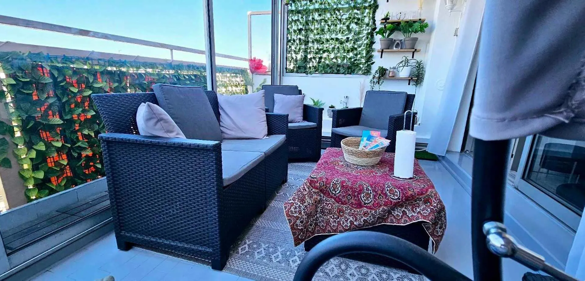 Top Floor With Sea View, Clim And Veranda Nice 0*,  France